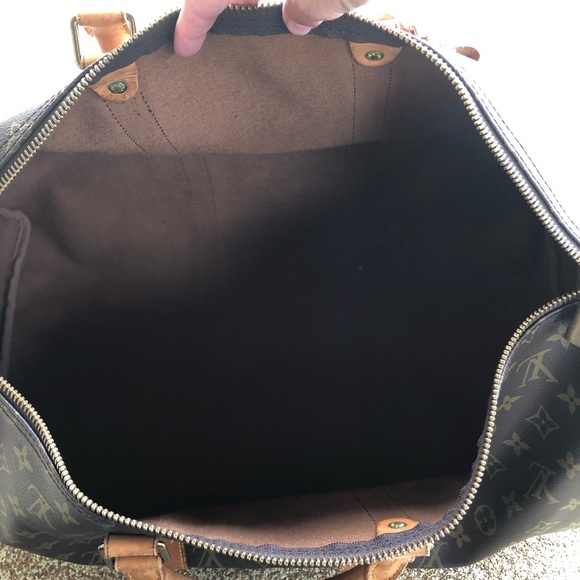 SOLD—-Authentic Louis Vuitton Keepall 50 - Picture 7 of 8